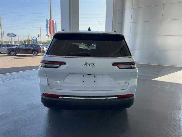 2025 Jeep Grand Cherokee L Laredo 4x4