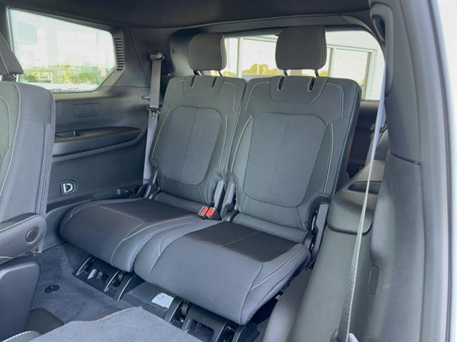 2025 Jeep Grand Cherokee L Laredo 4x4