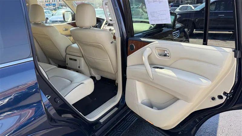 2019 INFINITI QX80 LUXE