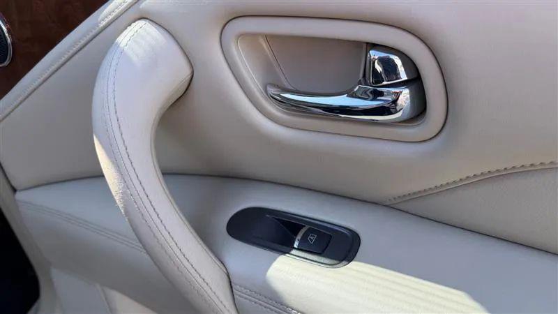 2019 INFINITI QX80 LUXE