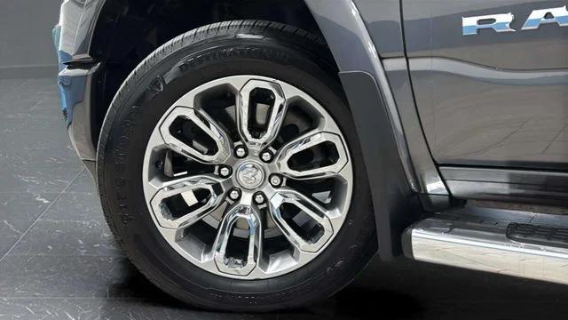 2022 Ram 1500 Laramie Crew Cab 4x4 5'7" Box