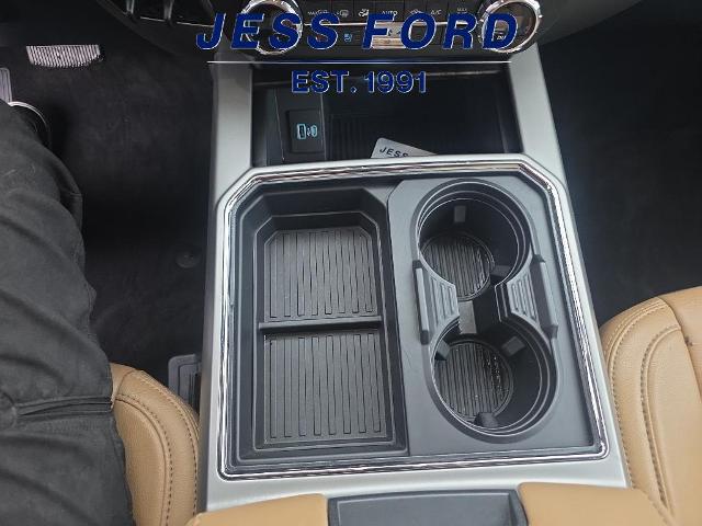 2022 Ford F-350 LARIAT