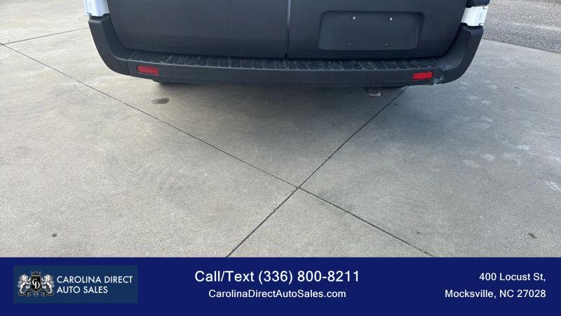 2023 Ford Transit Cargo Van Medium Roof w/LWB