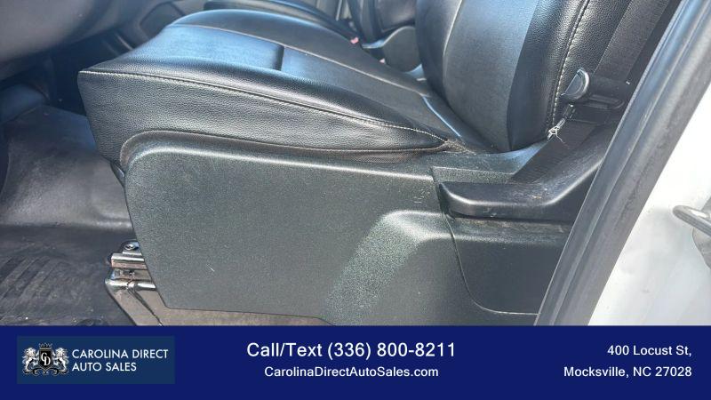 2023 Ford Transit Cargo Van Medium Roof w/LWB