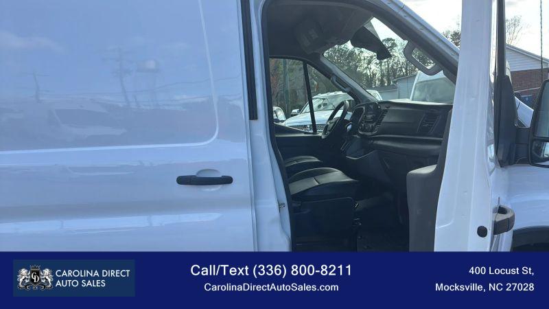 2023 Ford Transit Cargo Van Medium Roof w/LWB