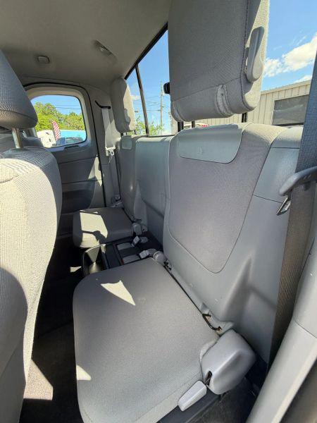 2014 Toyota Tacoma Base V6
