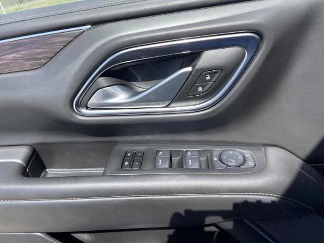 2024 Chevrolet Suburban 2WD LT