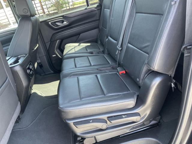 2024 Chevrolet Suburban 2WD LT