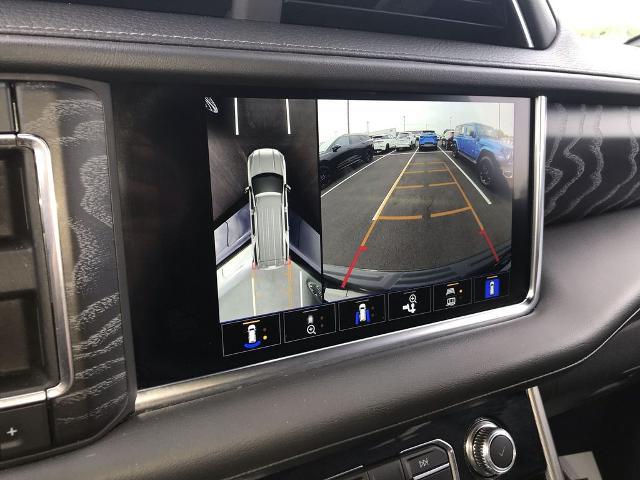 2023 GMC Yukon 4WD Denali