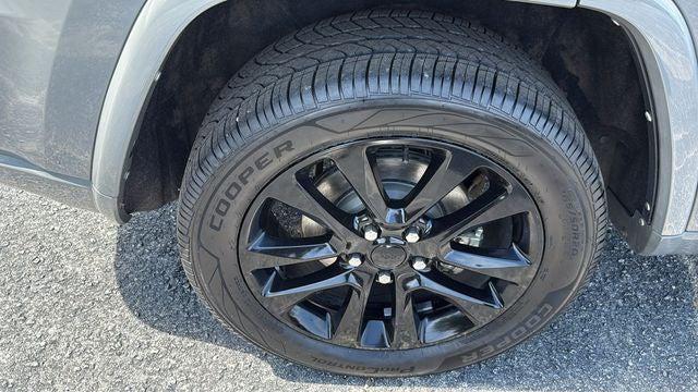 2022 Jeep Grand Cherokee Laredo X 4x2
