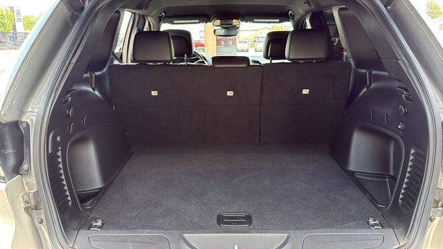 2022 Jeep Grand Cherokee Laredo X 4x2
