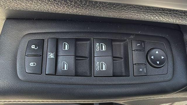 2022 Jeep Grand Cherokee Laredo X 4x2