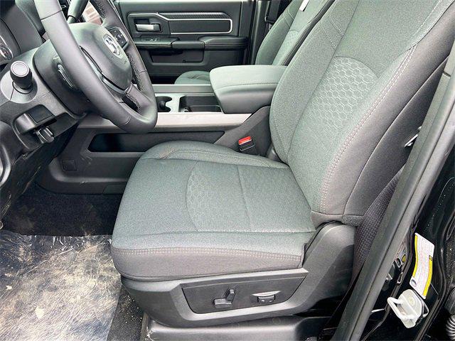 2026 RAM Ram 3500 RAM 3500 BIG HORN CREW CAB 4X4 8 BOX