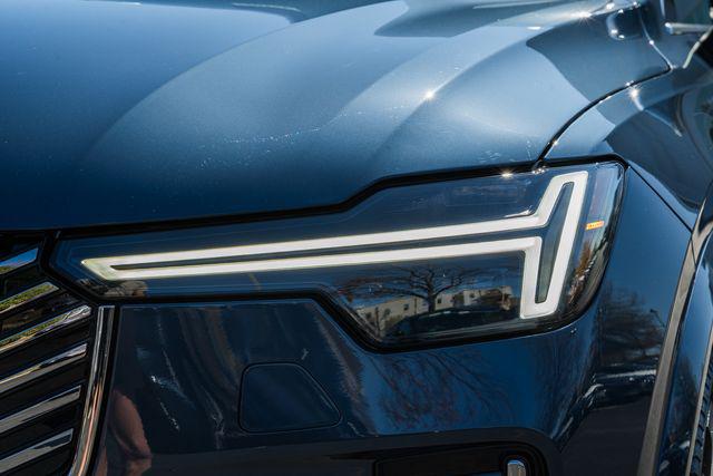 2026 Volvo XC90 Plus, B6 AWD Gas (mild hybrid), Gasoline, Bright, 7 Seats