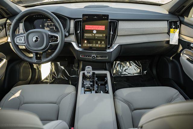 2026 Volvo XC90 Plus, B6 AWD Gas (mild hybrid), Gasoline, Bright, 7 Seats