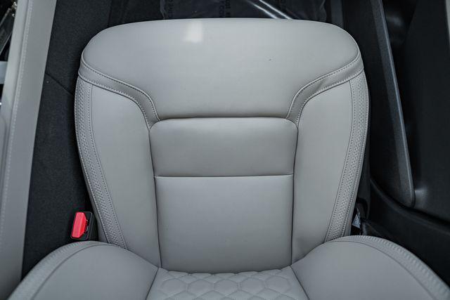 2026 Volvo XC90 Plus, B6 AWD Gas (mild hybrid), Gasoline, Bright, 7 Seats