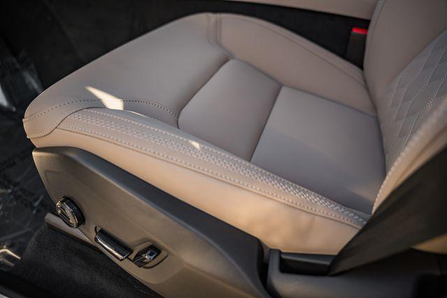 2026 Volvo XC90 Plus, B6 AWD Gas (mild hybrid), Gasoline, Bright, 7 Seats