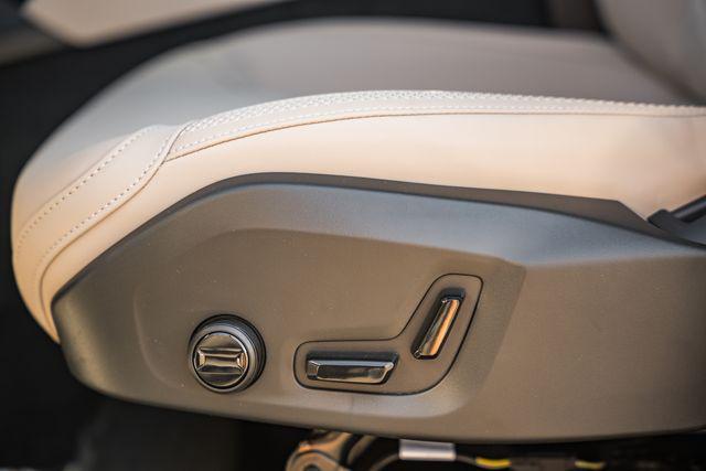 2026 Volvo XC90 Plus, B6 AWD Gas (mild hybrid), Gasoline, Bright, 7 Seats