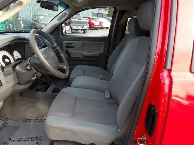 2005 Dodge Dakota ST