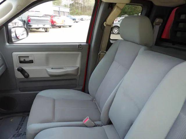 2005 Dodge Dakota ST