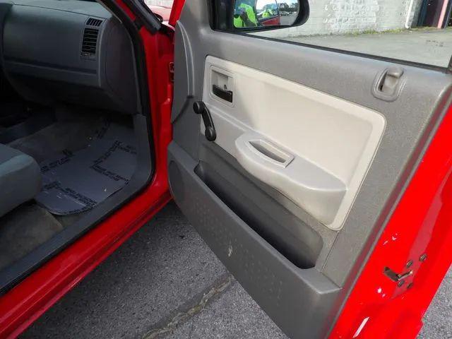 2005 Dodge Dakota ST