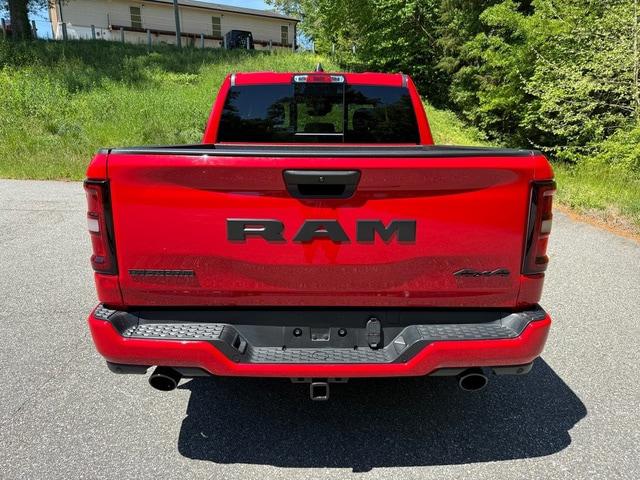2025 Ram 1500 Big Horn Crew Cab 4x4 5'7" Box