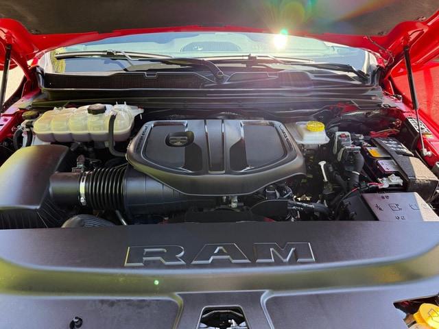 2025 Ram 1500 Big Horn Crew Cab 4x4 5'7" Box