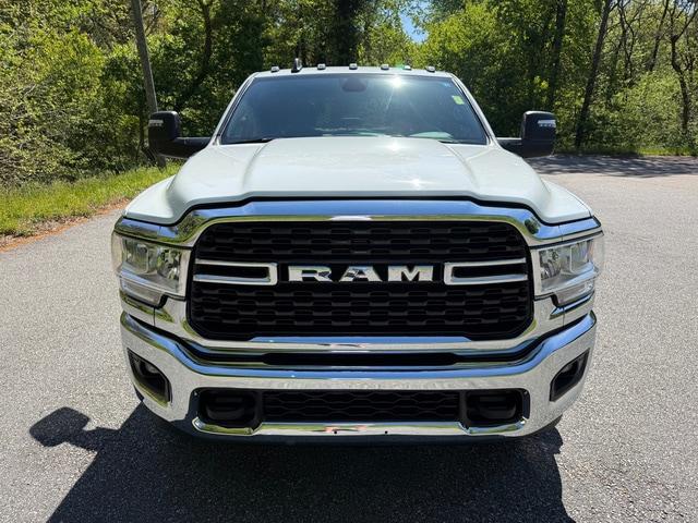 2024 Ram 3500 Big Horn Crew Cab 4x4 8' Box