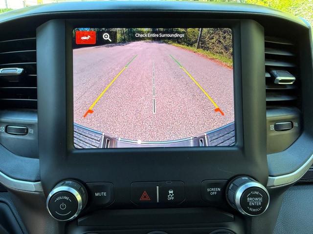 2024 Ram 3500 Big Horn Crew Cab 4x4 8' Box
