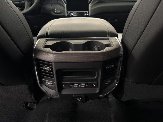 2026 Ram 2500 Laramie Crew Cab 4x4 64 Box