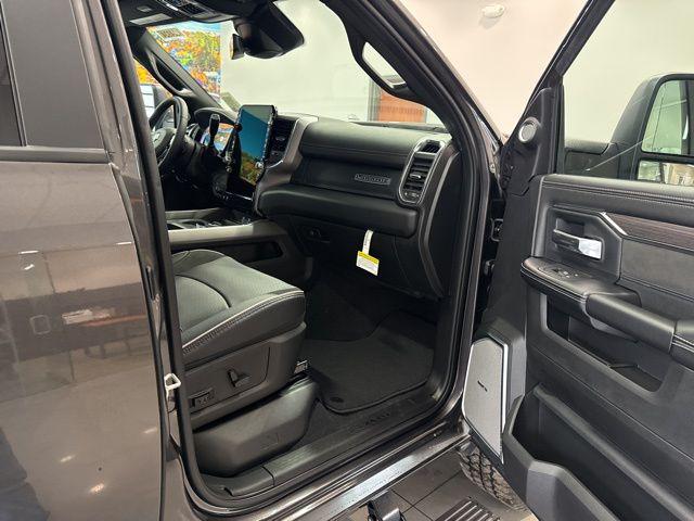 2026 Ram 2500 Laramie Crew Cab 4x4 64 Box