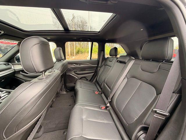 2023 Jeep Grand Cherokee Overland 4x4