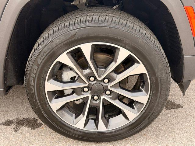 2023 Jeep Grand Cherokee Overland 4x4