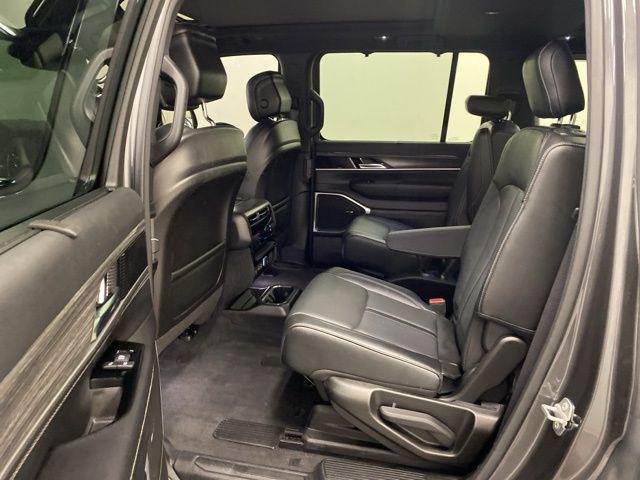 2023 Jeep Wagoneer Series II 4x4