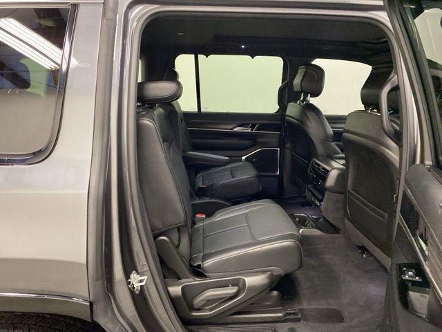 2023 Jeep Wagoneer Series II 4x4
