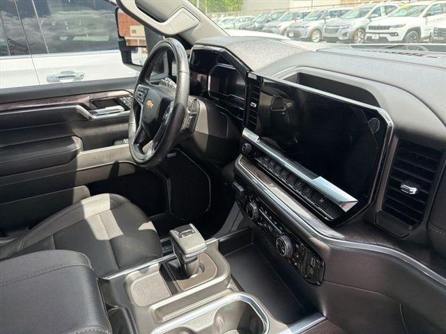 2024 Chevrolet Silverado 1500 4WD Crew Cab Standard Bed LTZ