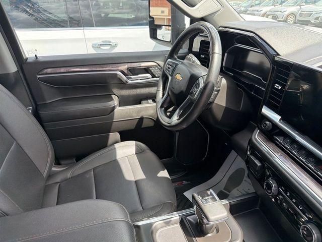 2024 Chevrolet Silverado 1500 4WD Crew Cab Standard Bed LTZ
