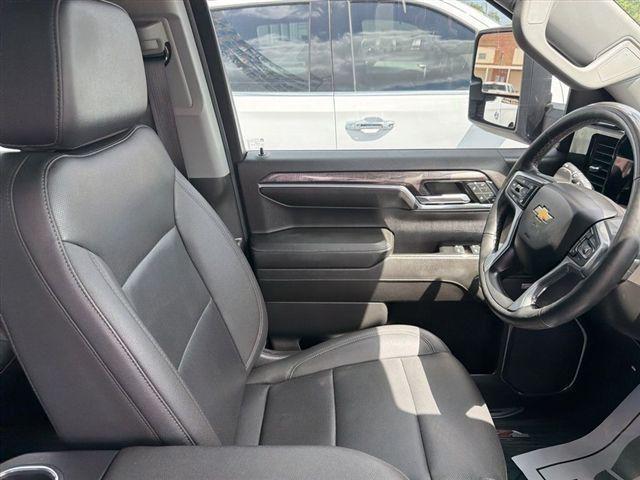 2024 Chevrolet Silverado 1500 4WD Crew Cab Standard Bed LTZ
