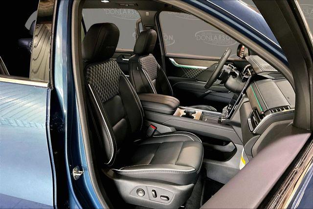 2026 GMC Acadia Denali AWD