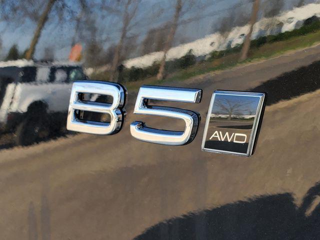 2026 Volvo XC90 Core, B5 AWD Gas (mild hybrid), Gasoline, Bright, 7 Seats