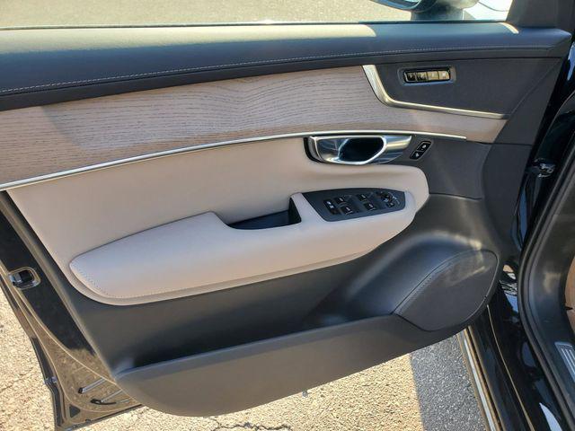 2026 Volvo XC90 Core, B5 AWD Gas (mild hybrid), Gasoline, Bright, 7 Seats