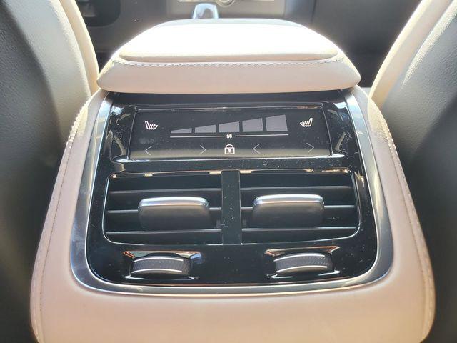 2026 Volvo XC90 Core, B5 AWD Gas (mild hybrid), Gasoline, Bright, 7 Seats