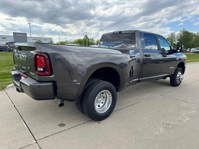 2026 Ram 3500 Big Horn Crew Cab 4x4 8' Box