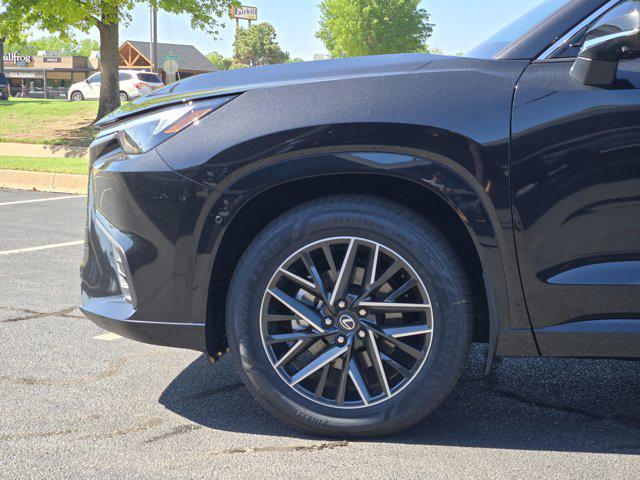 2026 Lexus TX 350 F SPORT Handling