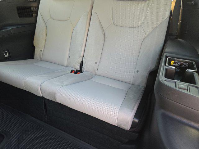 2026 Lexus TX 350 F SPORT Handling