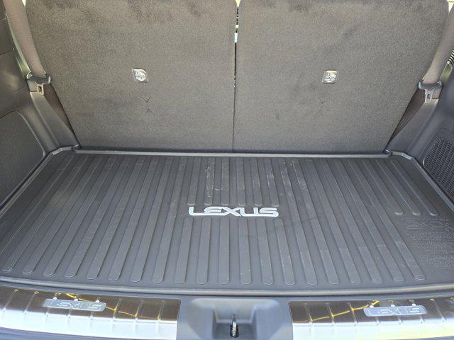 2026 Lexus TX 350 F SPORT Handling