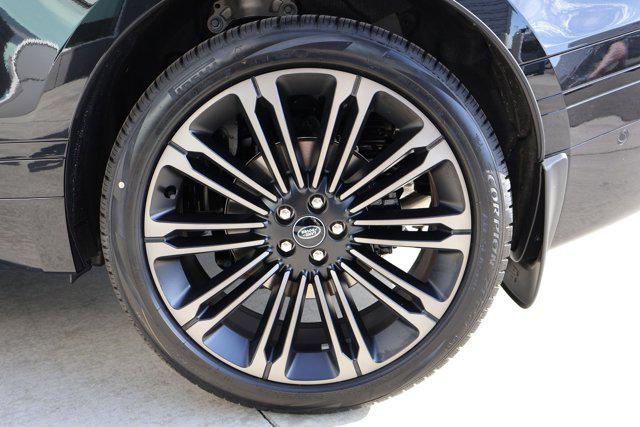 2026 Land Rover Range Rover Velar P250 Dynamic SE