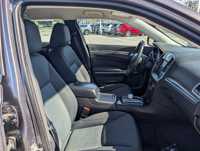 2018 Chrysler 300 Touring