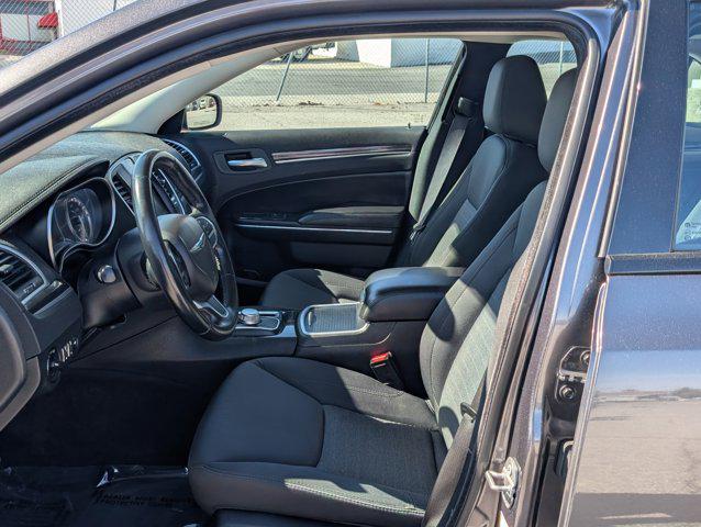 2018 Chrysler 300 Touring