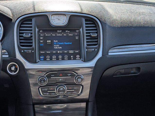 2018 Chrysler 300 Touring